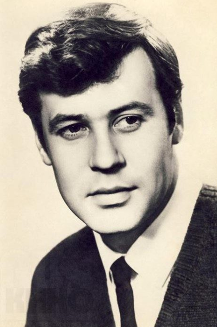 Знаменский актер