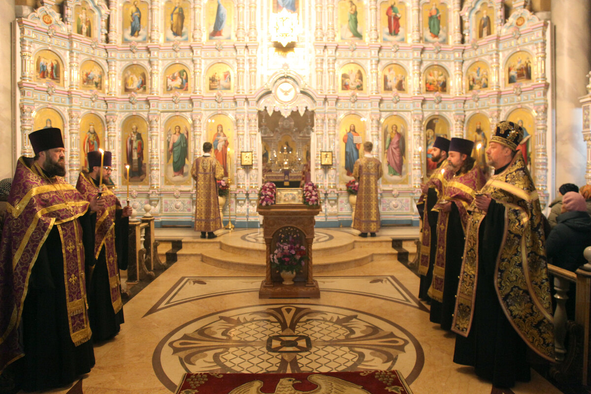 покровский храм липецк. евдокимовская церковь липецк. липецкая митрополия. собор тихвинской богоматери липецк. служба в церкви сегодня липецк.