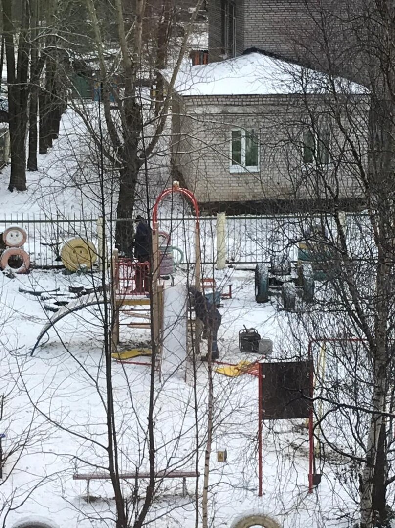 начало демонтажных работ.