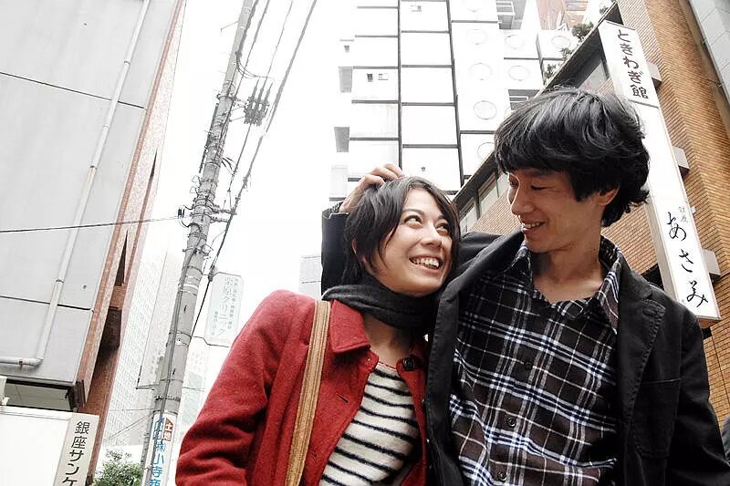 Новелла Мишеля Гондри. Кадр из фильма "Токио!" (2008)