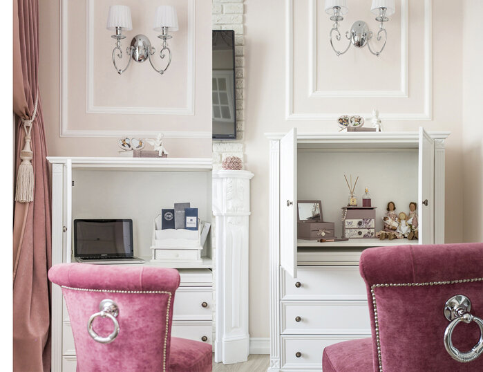 Прованс, гламур,шеби-шик... Романтичный интерьер "на любителя" в сталинке 55 кв.м.