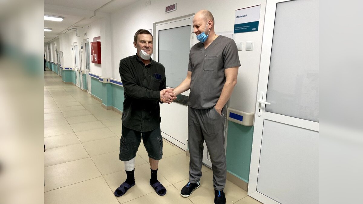 Уникальная для Челябинской области операция шла 6,5 часов. Фото: пресс-служба ГАУЗ "ЧОКЦОиЯМ".