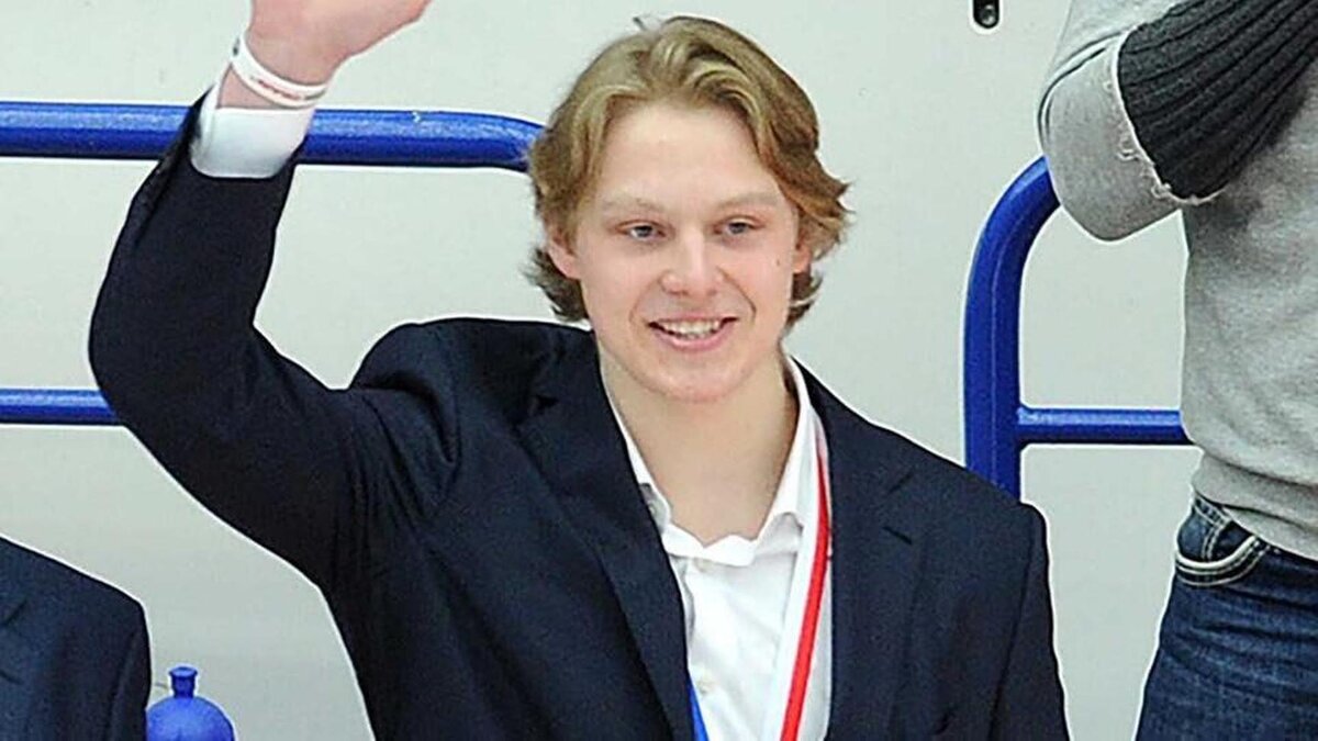    Артем Иванюженков