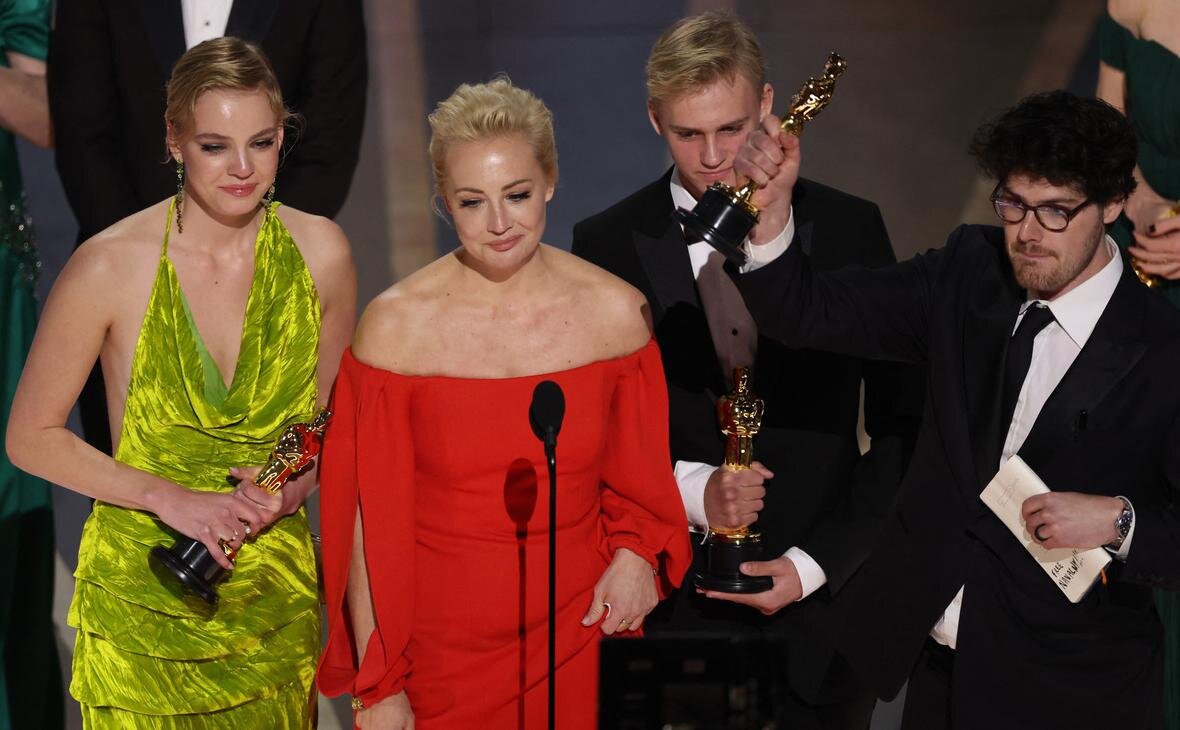 Аж слёзы на глазах, как трогательно...