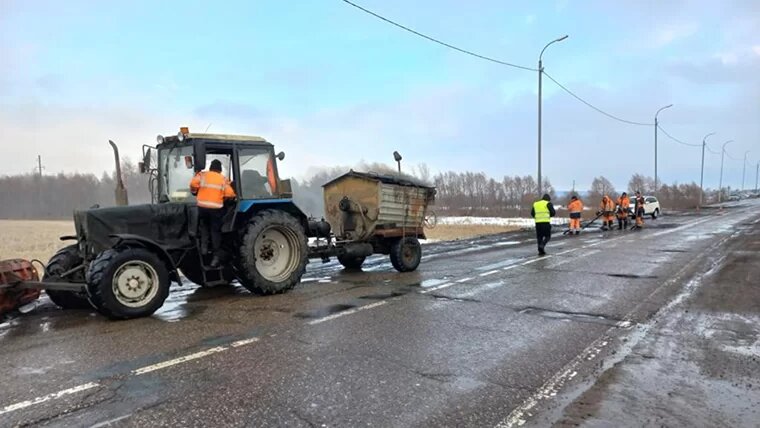    Ямочный ремонт дорог в Татарстане // Фото: Миндортранс РТ