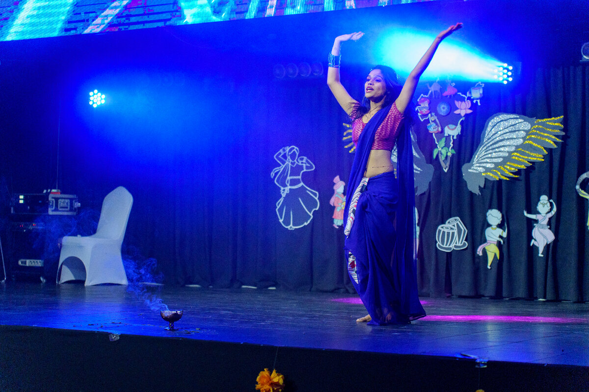 Более 200 человек стали участниками мероприятия, организованного индийскими студентами ПИМУ. Зрители насладились национальными танцами, яркими представлениями и традиционными блюдами Индии.