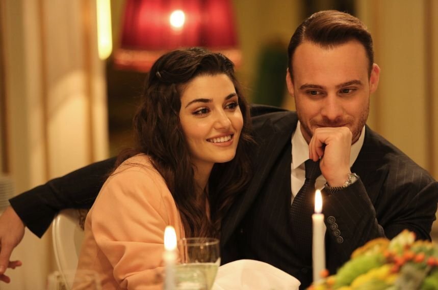      Кадр из сериала "Постучись в мою дверь"