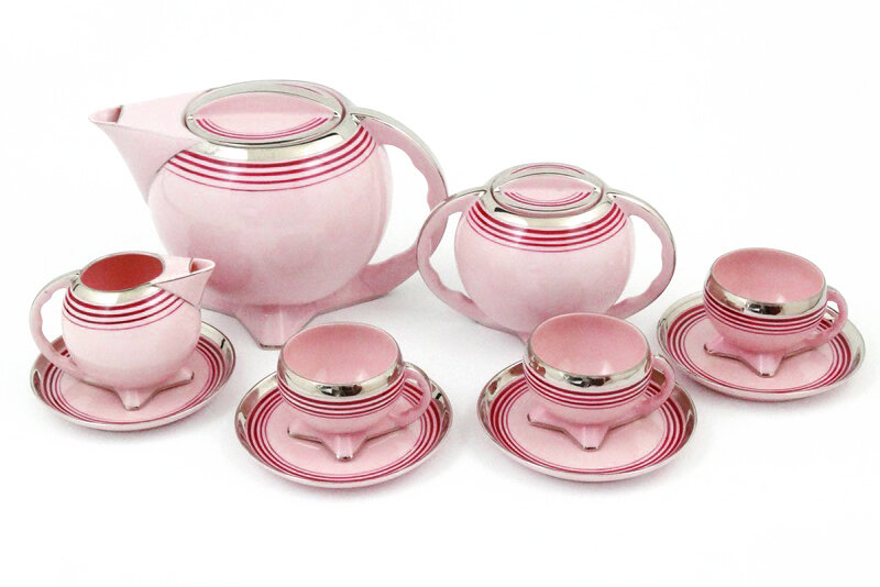 Кофейный сервиз «Kula» («Шар»). 1930-е гг., Fabryka Porcelany AS Ćmielów. Автор формы Богдан Вендорф