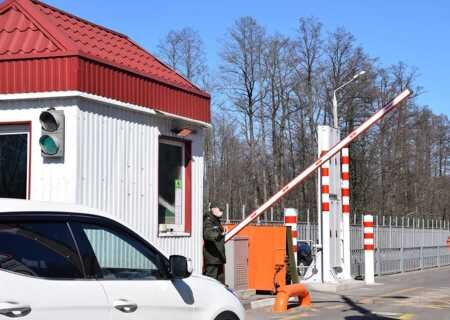    Белорусские пограничники ответили на украинскую провокацию с "повешенным" русским солдатом