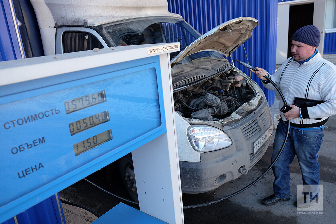 В республике действуют 44 автомобильные газонаполнительные компрессорные станции. Фото: © Султан Исхаков / «Татар-информ»