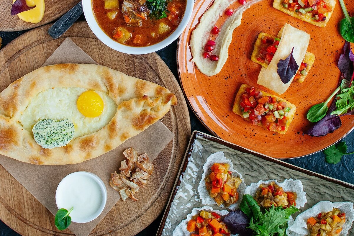     Это грузинское блюдо укрепляет мышцы и помогает работе мозга: совет от Мясникова