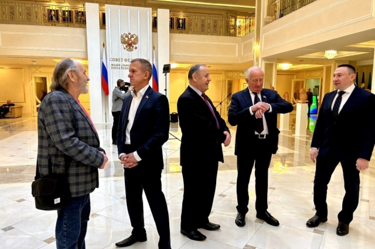    Выставка работ томского скульптора Усова открылась в Совете Федерации