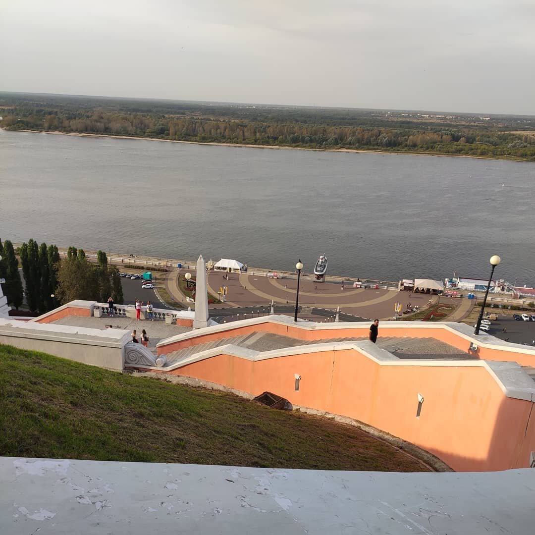 набережная - вечерело