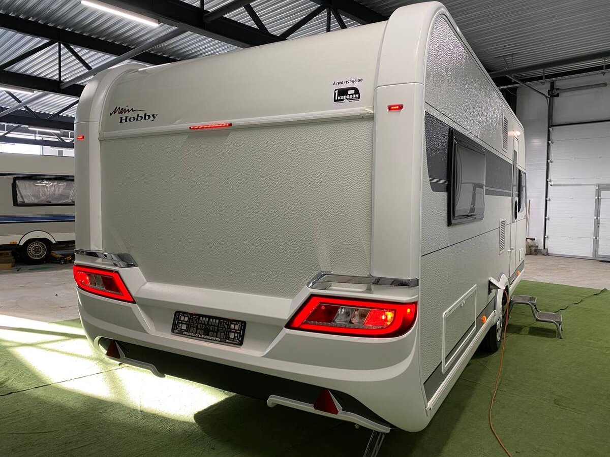 Caravan 2023. Стильные прицепы. Hobby Prestige логотип. Hobby Prestige 620 Silver line.