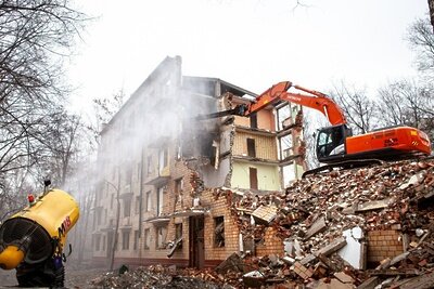    Снос пятиэтажки в Солнцево © Департамент строительства Москвы