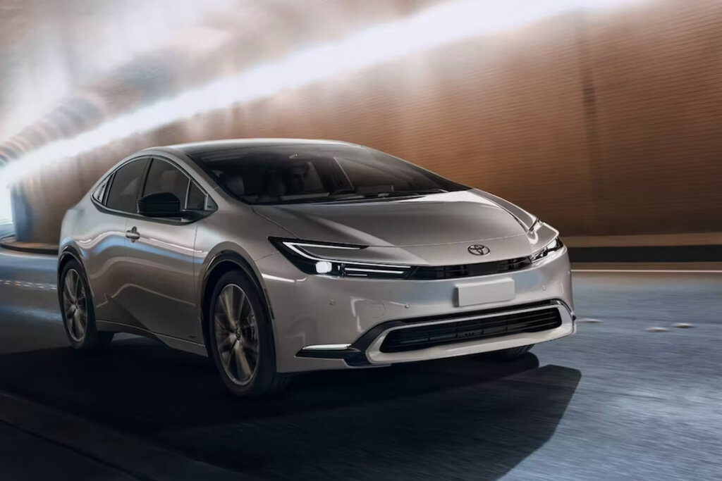    Prius 2023