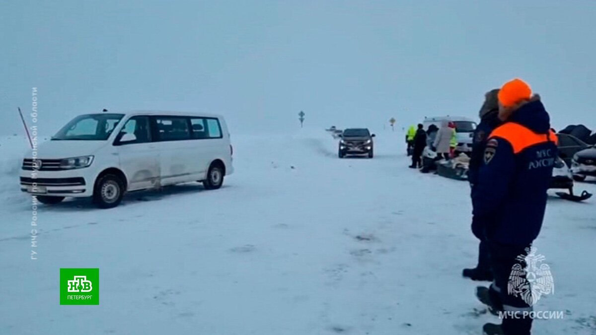   МЧС эвакуировало застрявших под Мурманском туристов