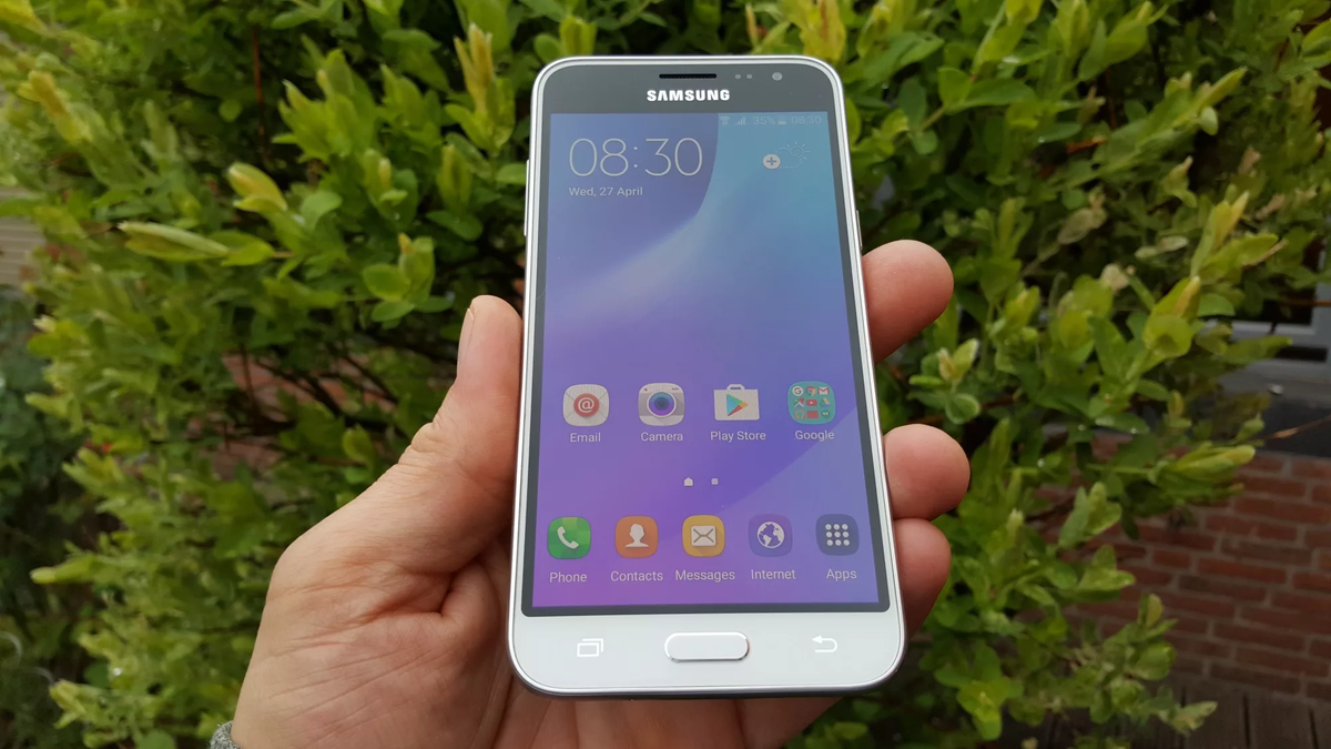 Samsung Galaxy J3 (2016)