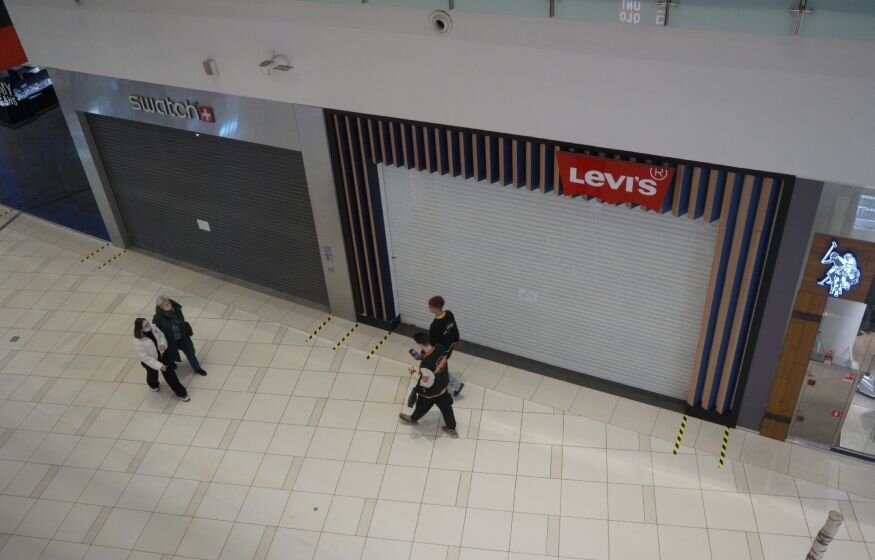    Иностранные бренды лишились 2 млрд долларов из-за решения уйти из России