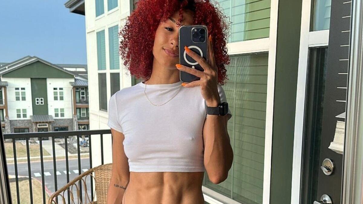    Талия Брукс:instagram.com/love_tbrooks/
