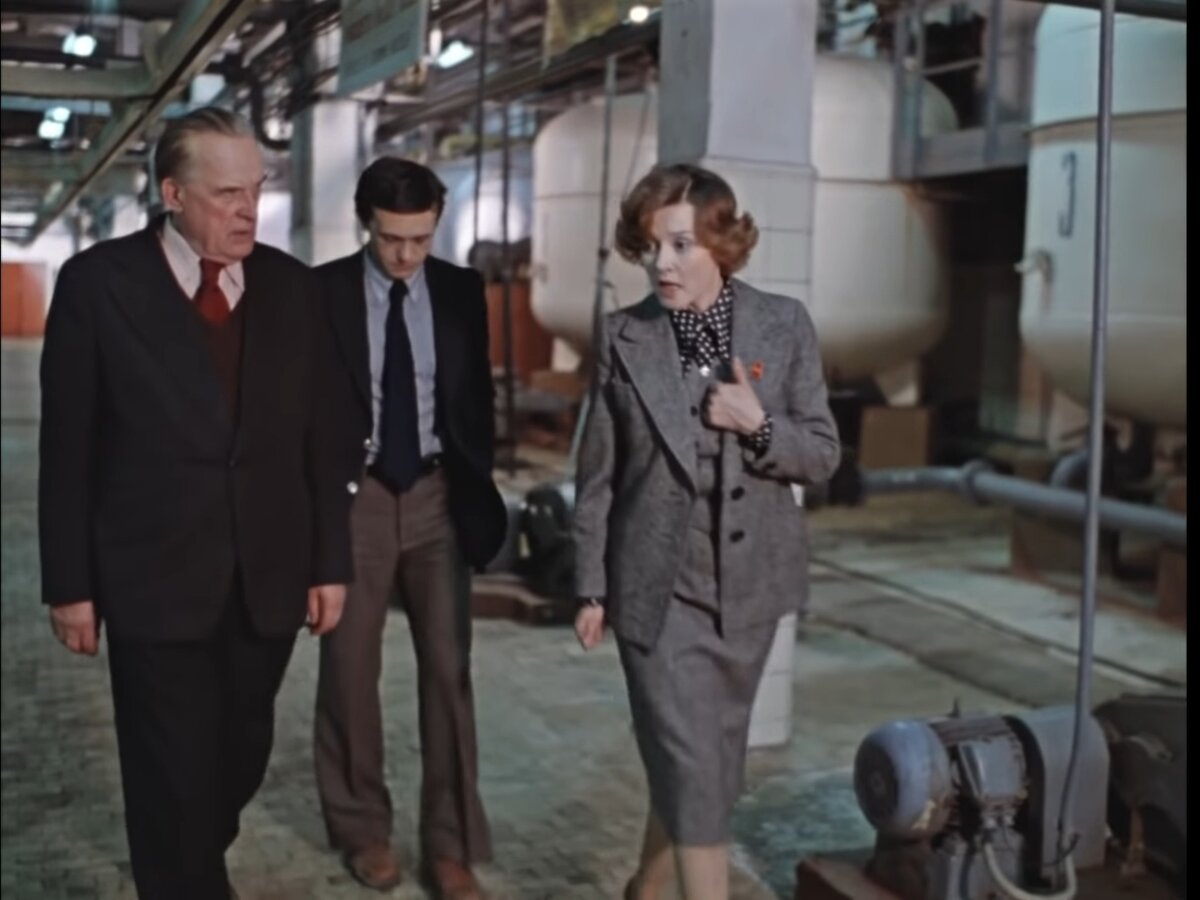 - Давайте вместе с вами посидим и погорюем! Фильм "Москва слезам не верит" Скриншот