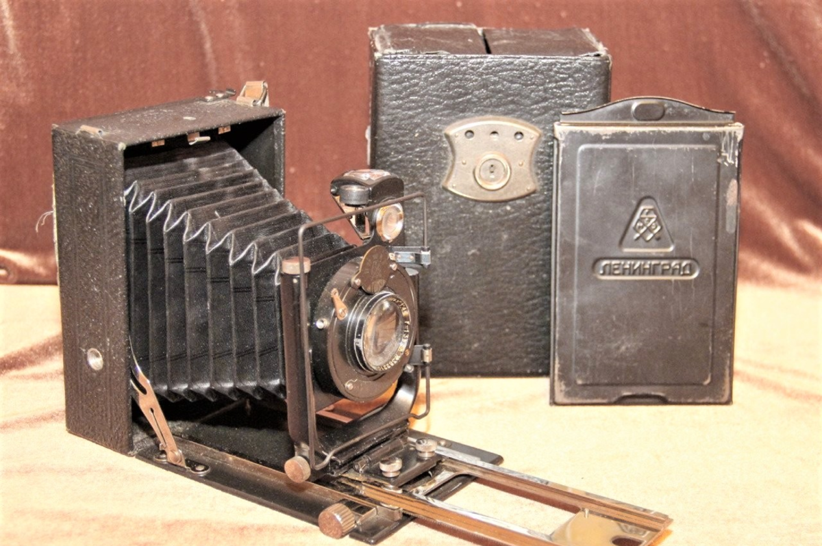 Что самое интересно, первый фотоаппарат в СССР был произведён в кооперативе, а не на производственных площадках государственного предприятия.-2