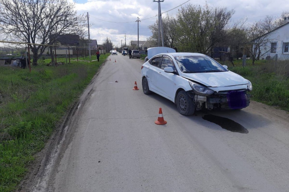    На Кубани водитель иномарки насмерть сбила девочку, вышедшую из машины