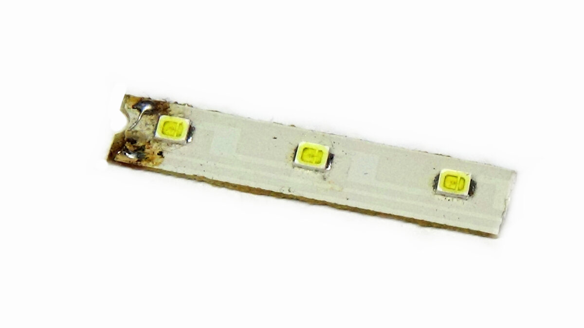 Фрагмент светодиодной ленты LED светильника