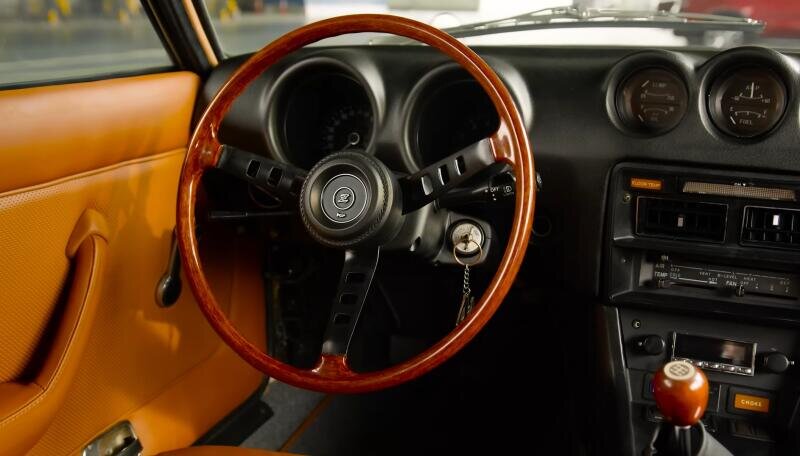 nissan datsun ir interior