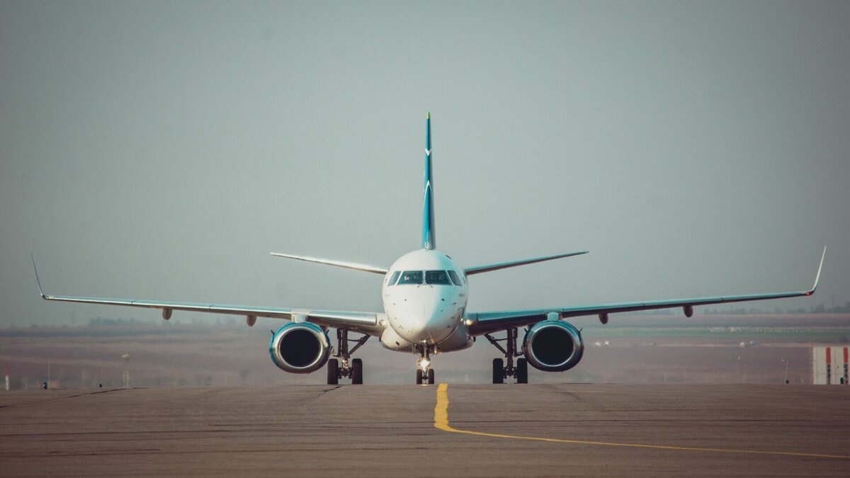     Несмотря на западные санкции, по итогам 2022 года прибыль 27 ведущих российских авиакомпаний, осуществляющих пассажирские перевозки, составила 87,8 млрд рублей, что в 2,8 раза больше, чем годом ранее. Об этом сообщает РБК, изучивший отчетности авиаперевозчиков по РСБУ.