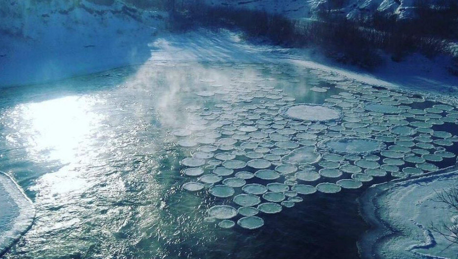 Ледяные круги на воде