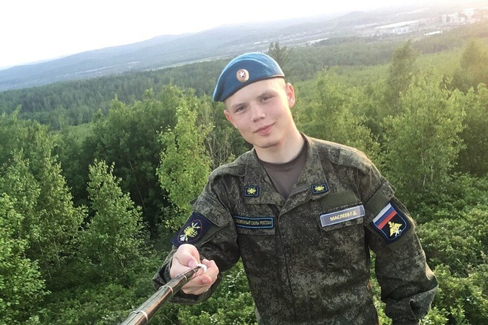    Григорий в армии Фото: социальные сети Григория Маслеева