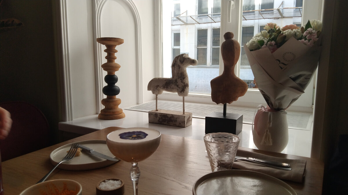 Ресторан армянской кухни бабуле порекомендовала экскурсовод, и было действительно очень душевно, вкусно и красиво