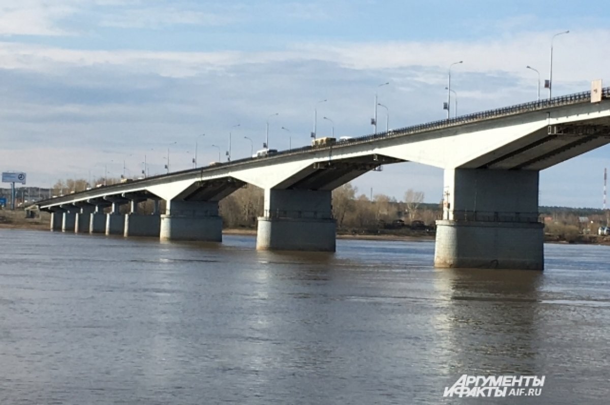    Движение по Коммунальному мосту в Перми вновь ограничат 17 мая