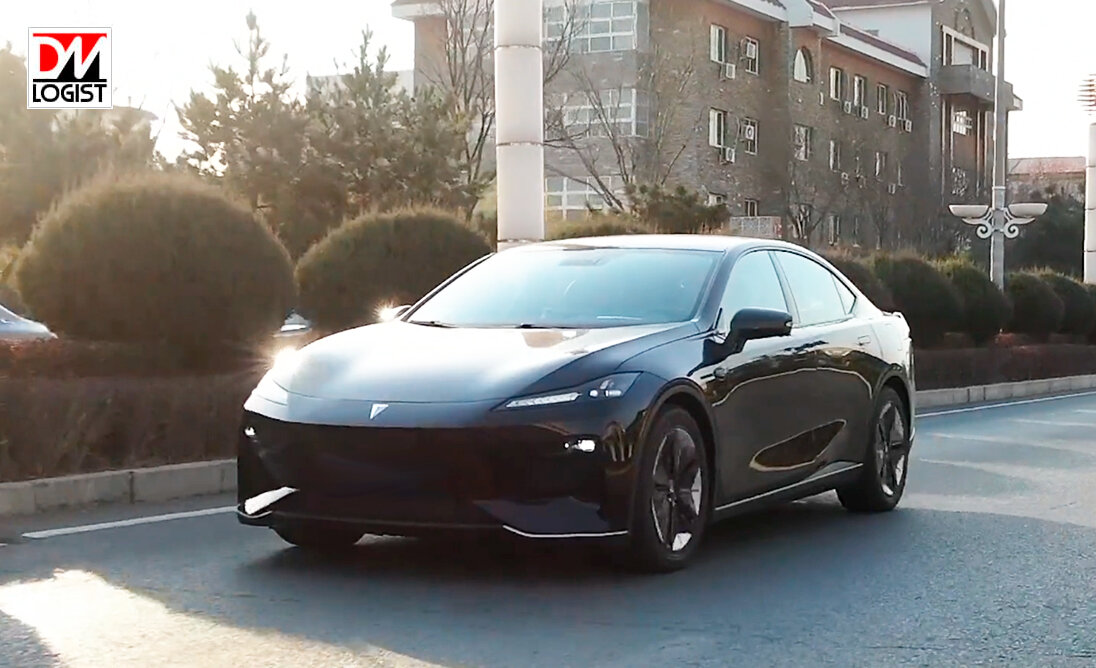 Changan Deep Blue SL03