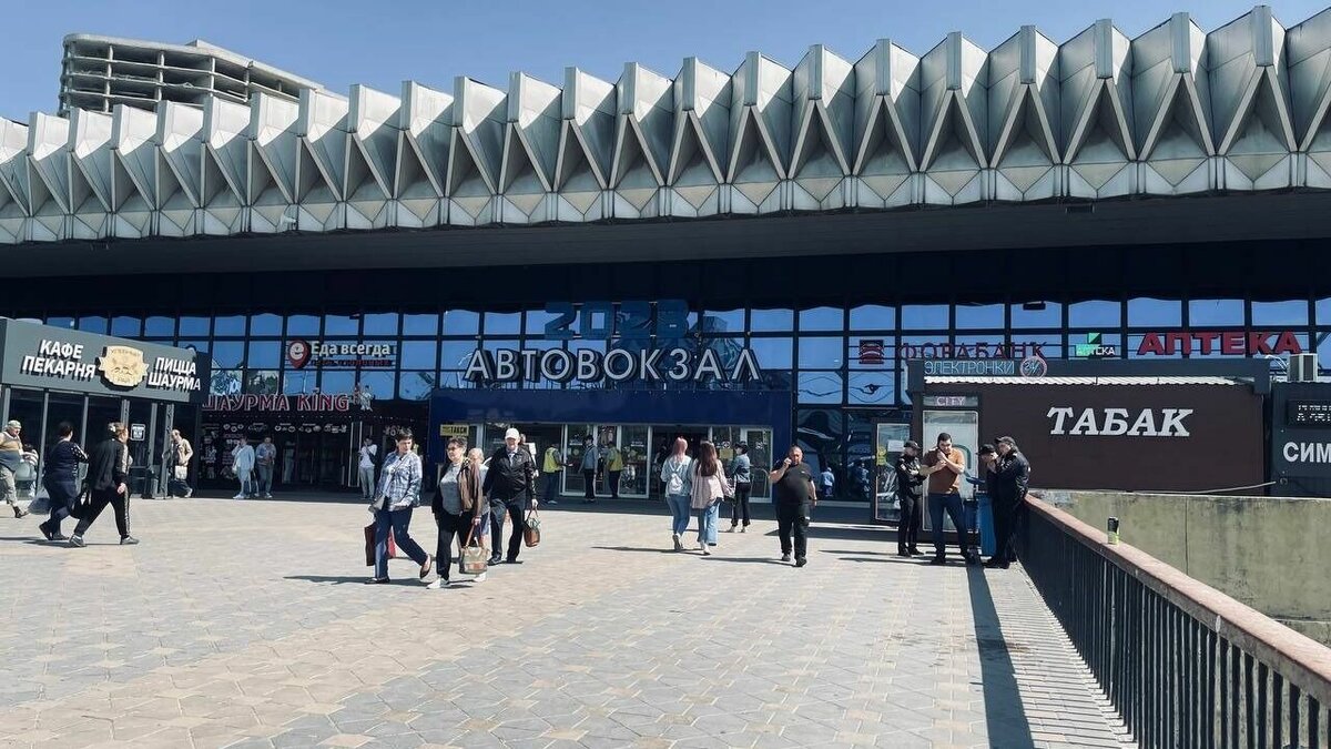     Губернатор Ростовской области прокомментировал строительство транспортного узла в районе старого аэропорта, об этом он рассказал в рамках программы «О главном».