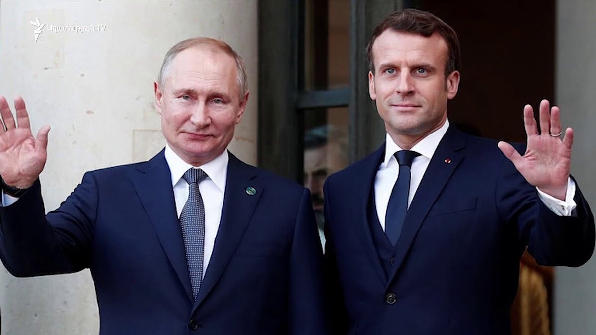 Путин и Макрон. Фото взято из интернета