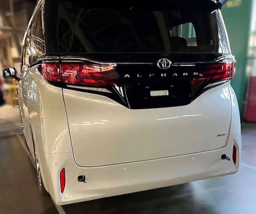  Toyota Alphard 2024             