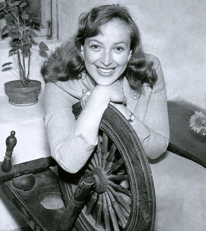 Фото из свободных источников. Клара Лучко