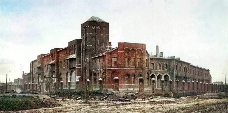 Подстанция в 1926 году, источник фото - citywalls.ru