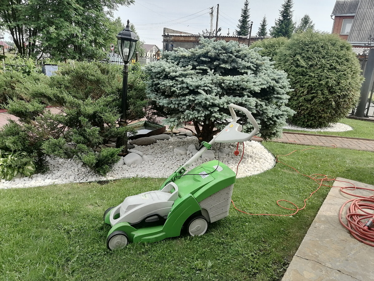Кошение газона 13 июня 2023г 