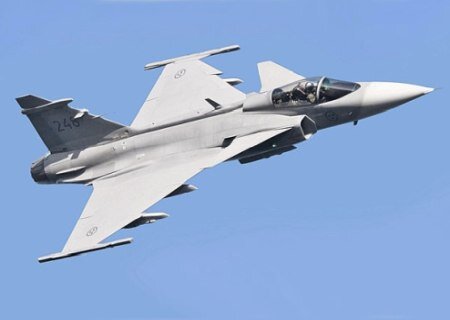    Швеция обучит украинских пилотов на JAS Gripen и создаст центры обслуживания военной техники вблизи Украины