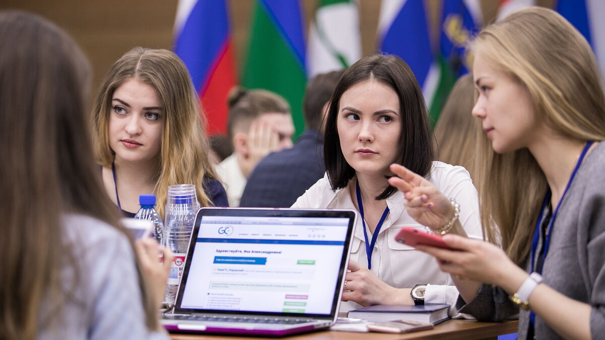    Молодые управленцы УрФО собрались в Югре