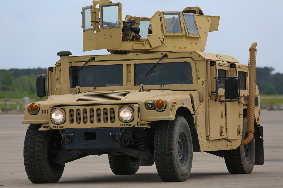 Американский армейский грузовой фургон Humvee. Фото: Wikimedia