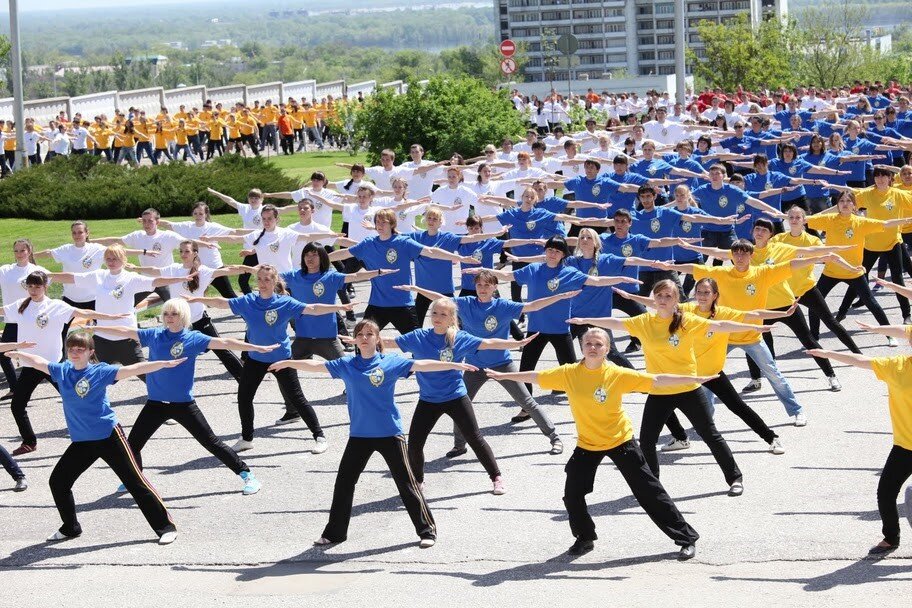 Культурные и спортивные мероприятия в москве. Спортивно массовые мероприятия. Массовая физическая культура. Массовые физкультурно-спортивные мероприятия. Массовые оздоровительные мероприятия.