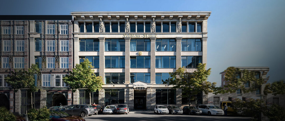 Здание, в котором расположен головной офис бренда MYKITA. 