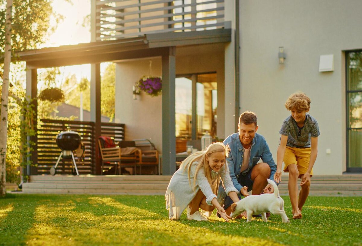 Shutterstock📷При покупке дома застройщик может предложить подарок — от гриля до автомобиля