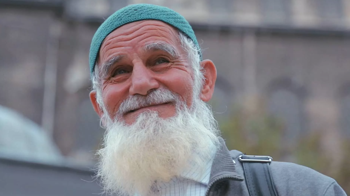 Друзья мусульмане. Мой дедушка исламский. Старики в исламе. Старики в исламе. Пожилой мусульманин.