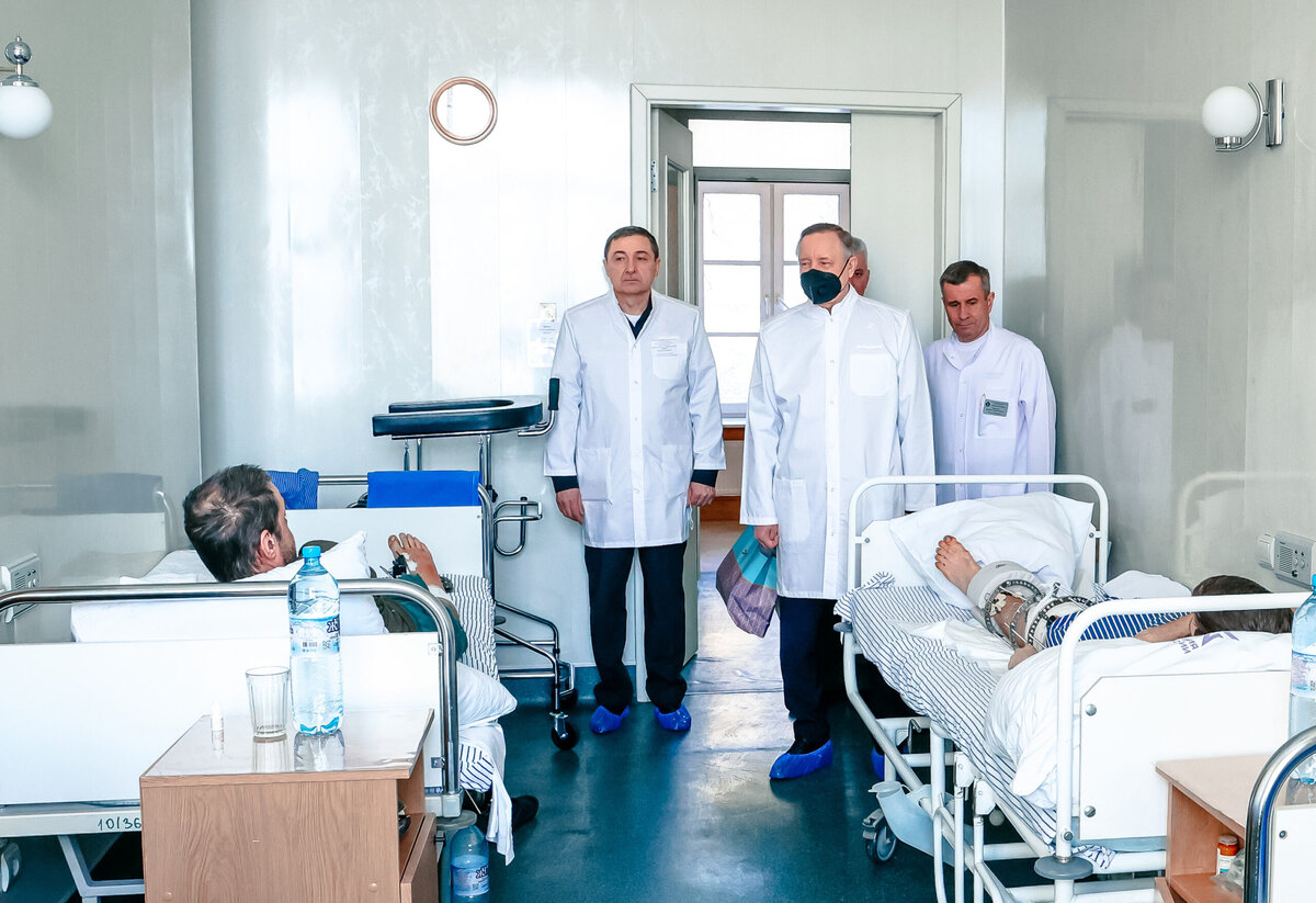    Фото: https://www.gov.spb.ru/press/governor/255497/