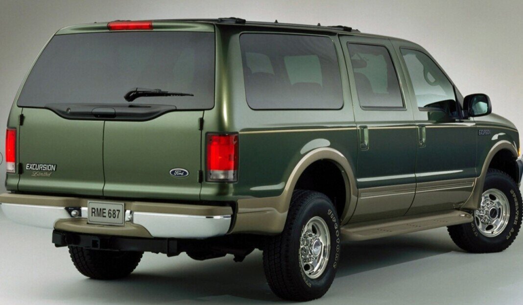 Ford Excursion 2005